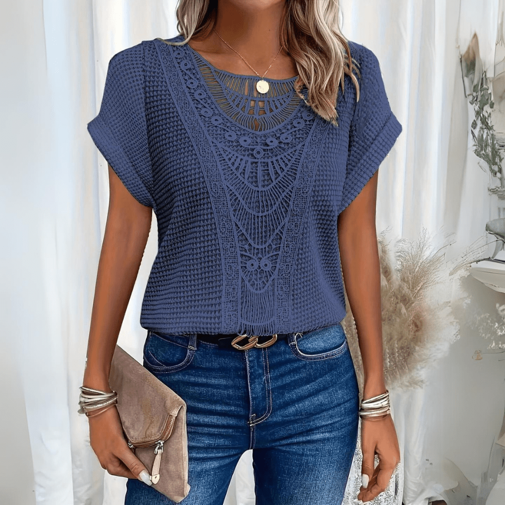 Karin™ | Luftig och elegant blus för sommaren